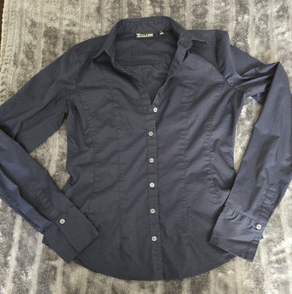New York & Company Women's Dark Blue Button Up Size Small
